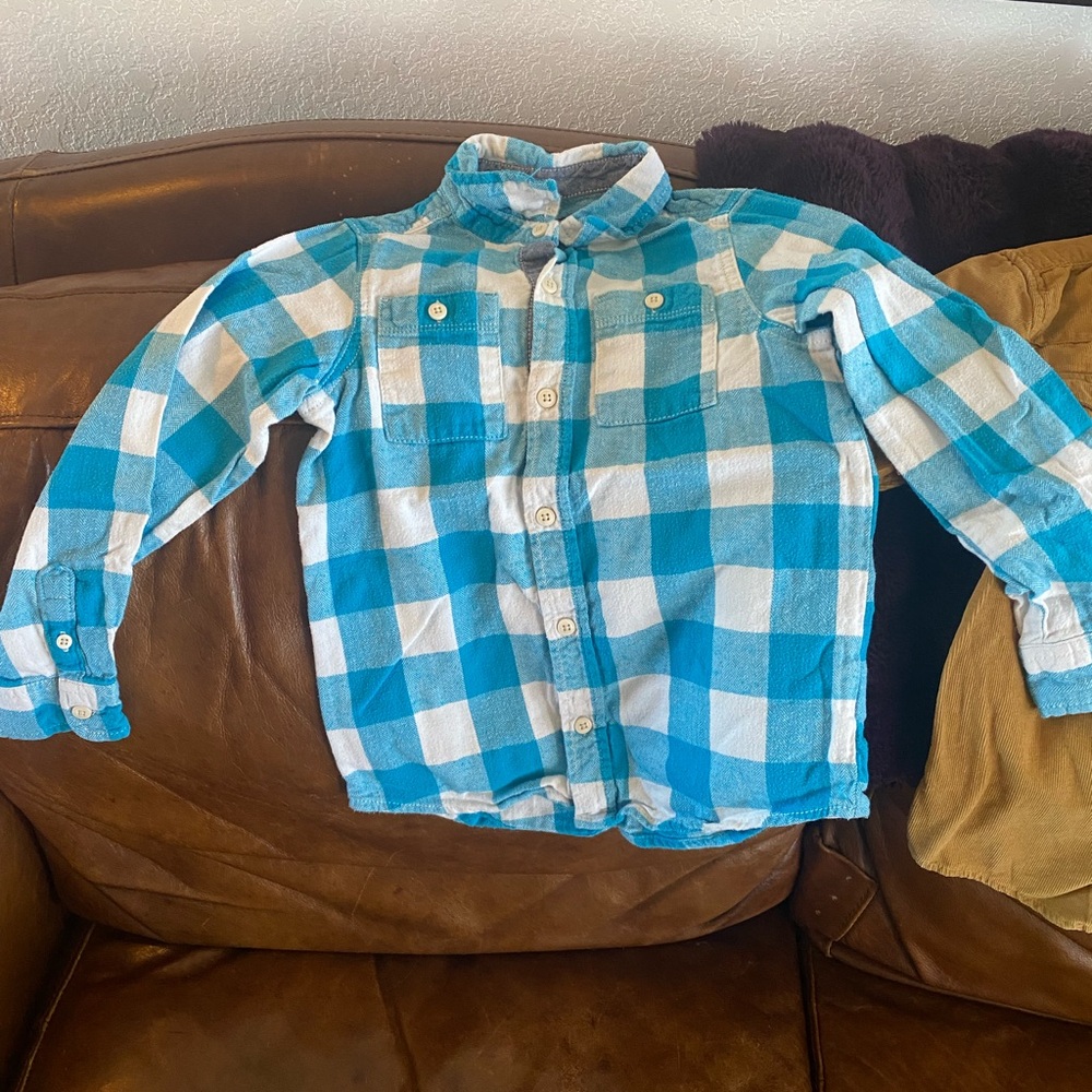 5 Long Sleeve Shirts in great condition